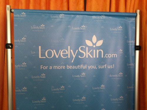 LovelySkin Step and Repeat